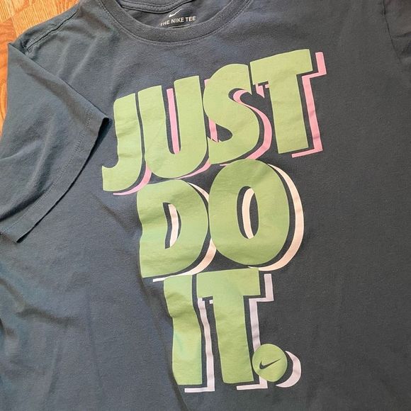 Nike Shirt Sleeve T-Shirt Big Logo Just Do It Colorful Used Mens Size XLarge - Picture 7 of 9